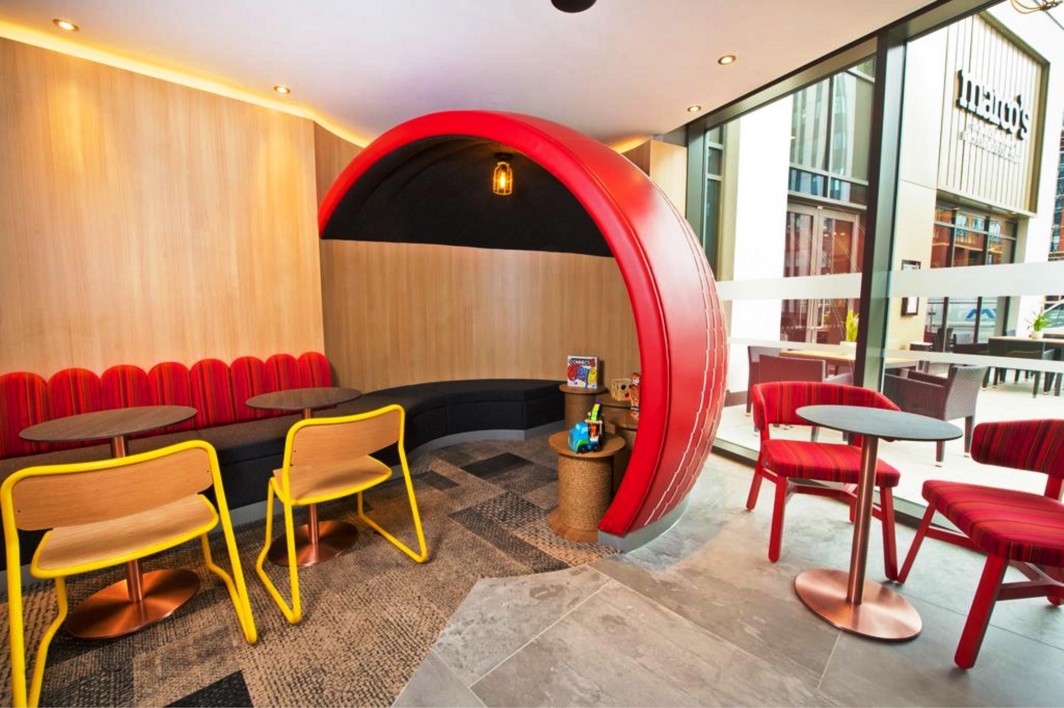 Ibis Styles Leeds City Centre Arena Exterior photo